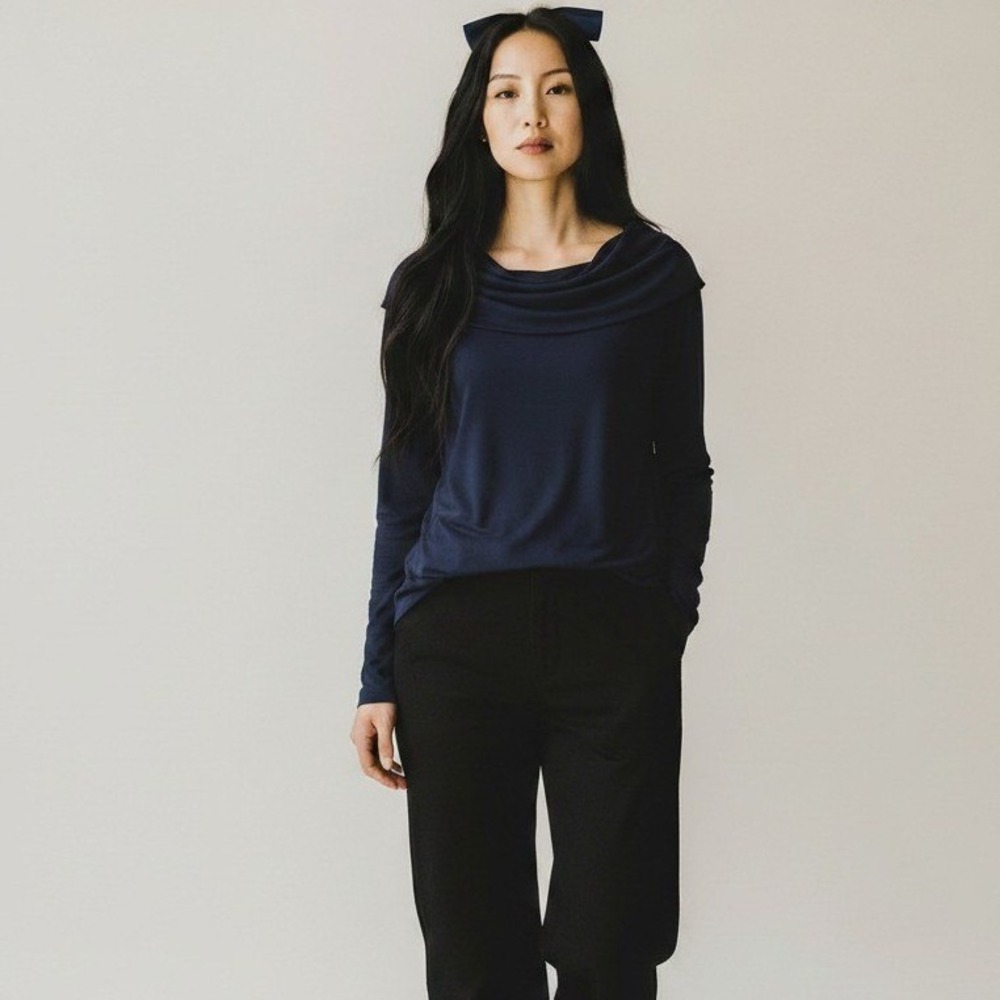 Planet by Lauren G Matte Jersey Cowl Neck Top‎ 1 US Size 8 Midnight B Microfiber